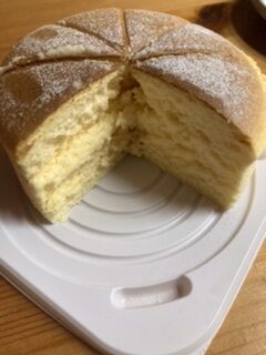 小麦の店ヴンダー　濃厚スフレチーズケーキ